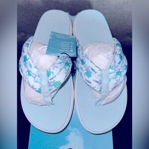 **Special limited price drop** New Vera Bradley Cloud Sandals. Size 7.